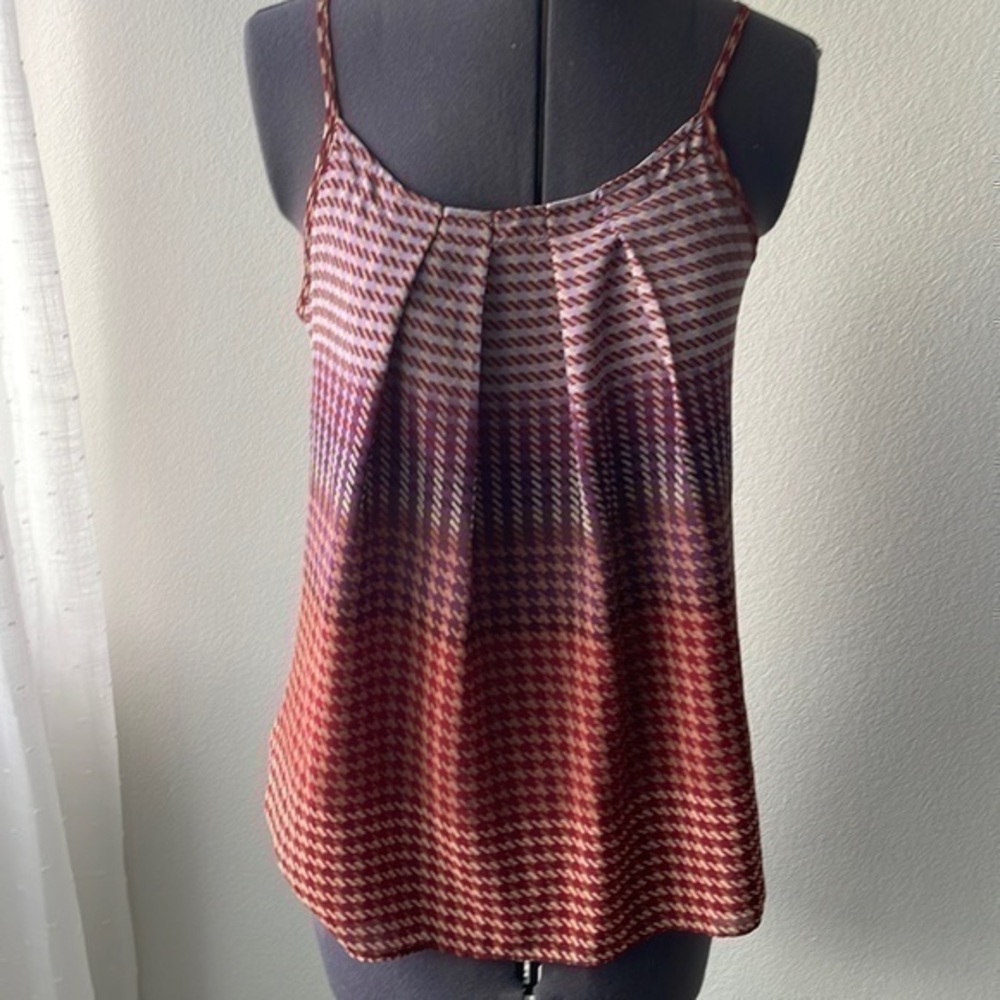 CAbi top 100% polyester tiny patterned fall colors size Extra small